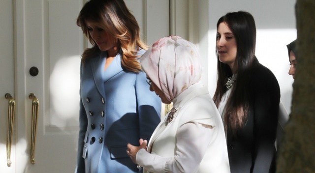 Emine Erdoğan, Melania Trump ile bir araya geldi