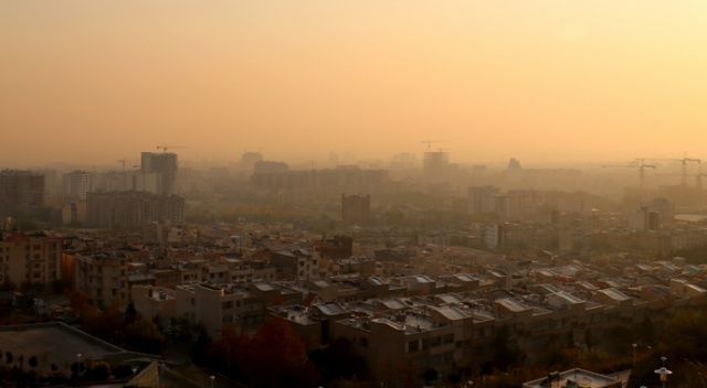 İran’da okullara “hava kirliliği” tatili