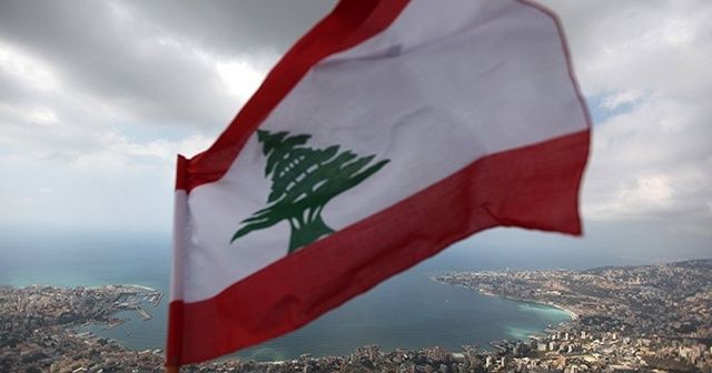 Lübnan&#039;da üç eski bakan hakkında yolsuzluk suçlaması