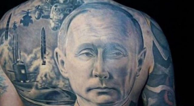 Putin hayranı Rus sırtına dev Putin dövmesi yaptırdı