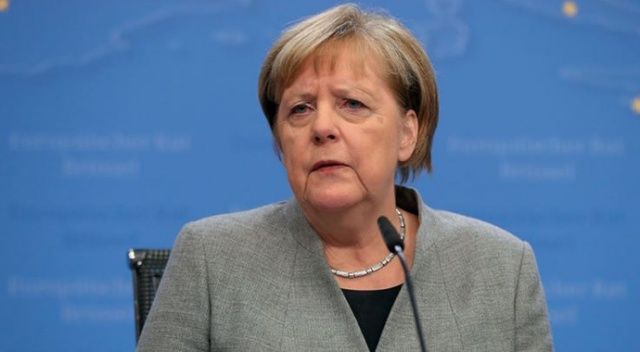 Almanya Başbakanı Merkel: Brexit&#039;ten sonra müzakereler yoğun geçecek