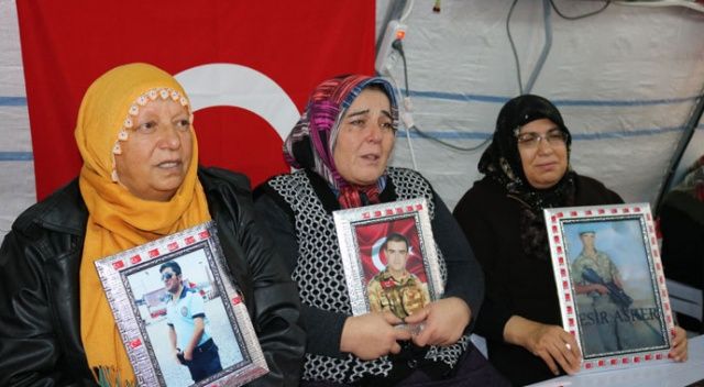 HDP önündeki ailelerin evlat nöbeti 99. gününde