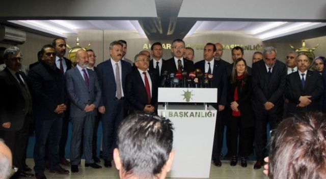 İYİ Partili Belediye Başkanı AK Parti&#039;ye geçti