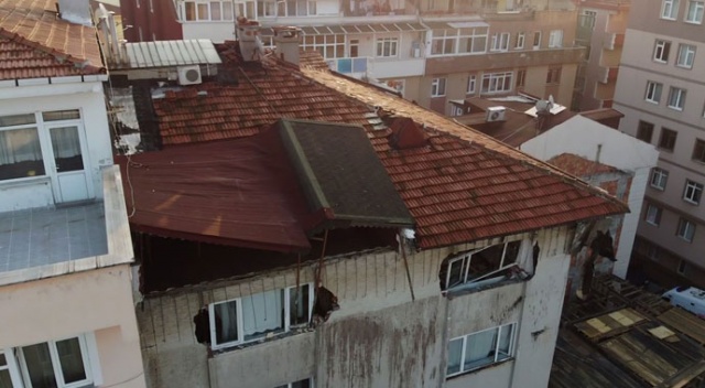 Şişli’de 6 katlı binanın çatı katında çökme: 3 yaralı
