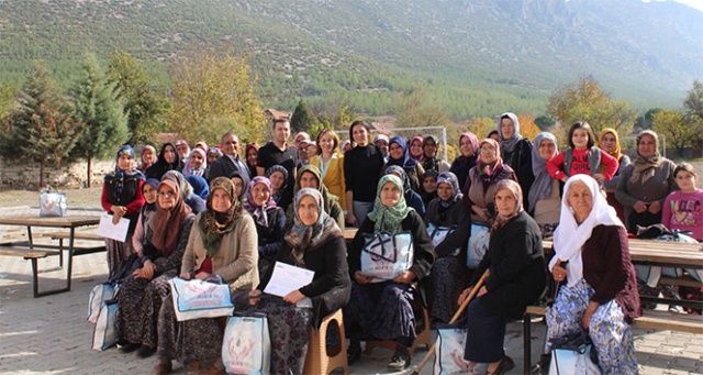 &#039;Hijyen Sağlıktır&#039; projesi 26 farklı kırsal bölgedeki 2 bin kadına ulaştı