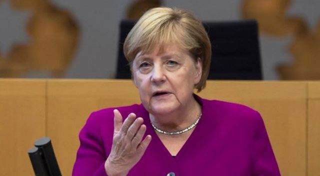 Almanya Başbakanı Merkel: &quot;Hafter&#039;in ateşkese istekli olması iyi bir mesaj&quot;