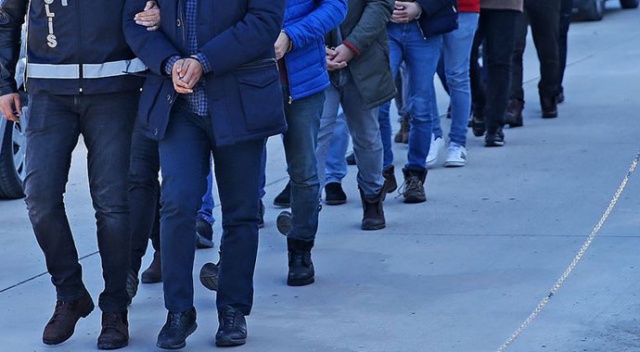 Ankara&#039;da dev operasyon! Çok sayıda eski polisi gözaltına aldı