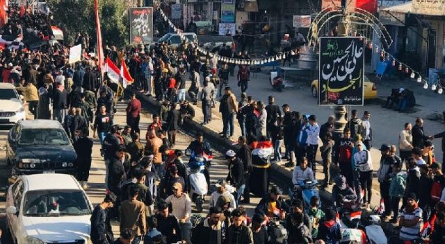 Irak’ta protestolar yeniden alevlendi: 2 gazeteci öldürüldü