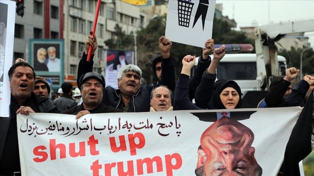 İran&#039;da rejim yanlılarından ABD karşıtı gösteri