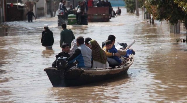 İran&#039;da sel felaketi: 1 ölü, 8 yaralı