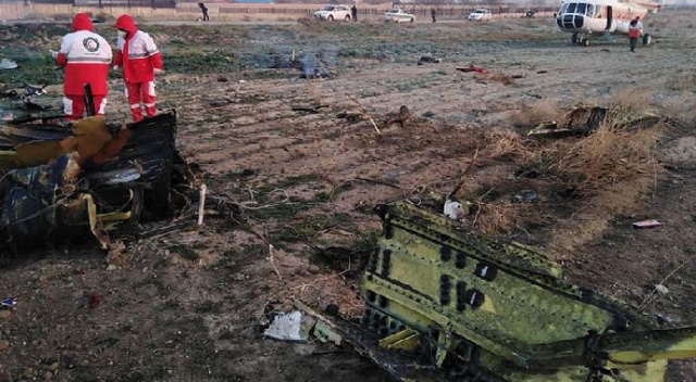 İran&#039;da yolcu uçağı düştü! Kurtulan olmadı