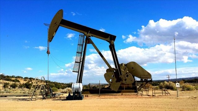 OPEC&#039;in ham petrol üretimi aralıkta azaldı
