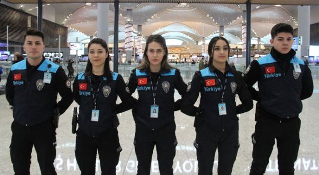 Turkuaz yelekli pasaport polisleri, İstanbul Havalimanı&#039;nda hizmet vermeye başladı