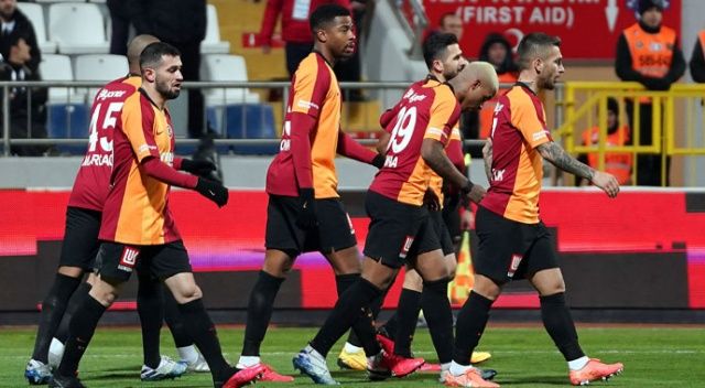Galatasaray&#039;ın şampiyonluk paylaşımı sosyal medyayı salladı