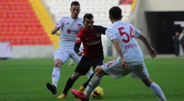 Gaziantep FK, lider Sivasspor&#039;u 5 golle geçti! (Gaziantep FK 5-1 Sivasspor)