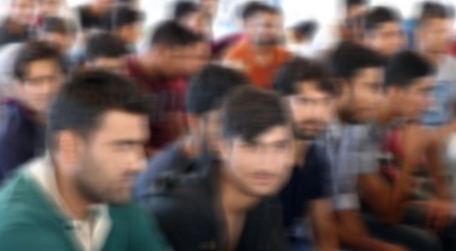 Gömeç’te 35 düzensiz göçmen yakalandı