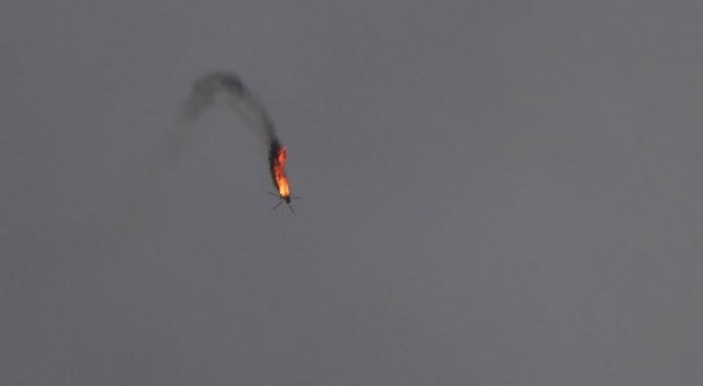 Halep kırsalında Esad rejimine ait bir helikopter daha düşürüldü