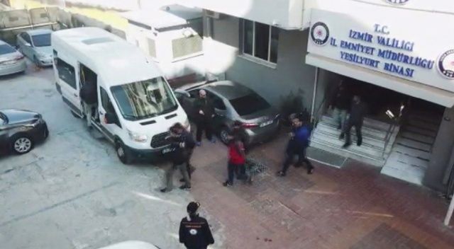 İzmir merkezli dev operasyon: 60 gözaltı