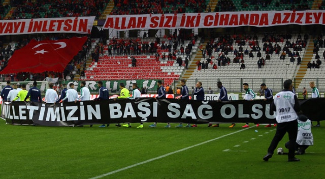Konyaspor-Kasımpaşa maçında İdlib şehitleri unutulmadı