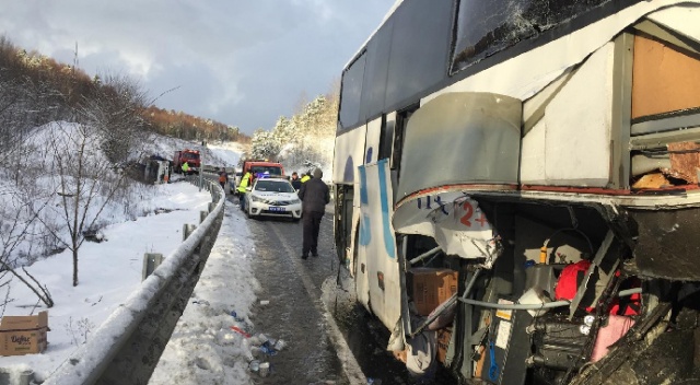Otobüs tüp yüklü kamyonete çarptı: 5 yaralı