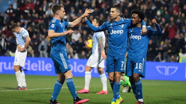 Ronaldo&#039;nun bininci maçında Juventus liderliği bırakmadı