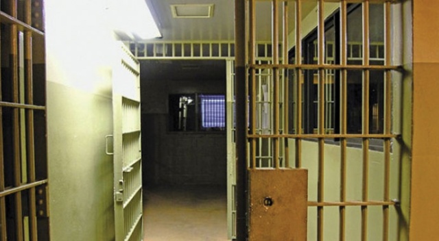 Almanya&#039;da bazı mahkumlar geçici olarak serbest bırakılıyor