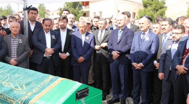 Bakan Soylu, Ferit Özdemir&#039;in cenazesine katıldı