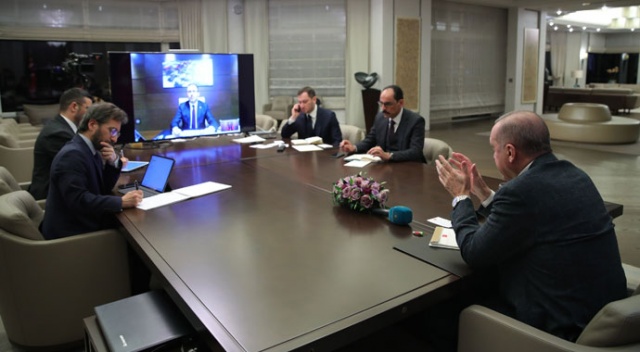 Cumhurbaşkanı Erdoğan bakanlarla video konferansla görüştü