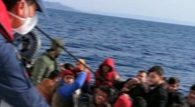 Datça açıklarında yardım isteyen 31 sığınmacı kurtarıldı