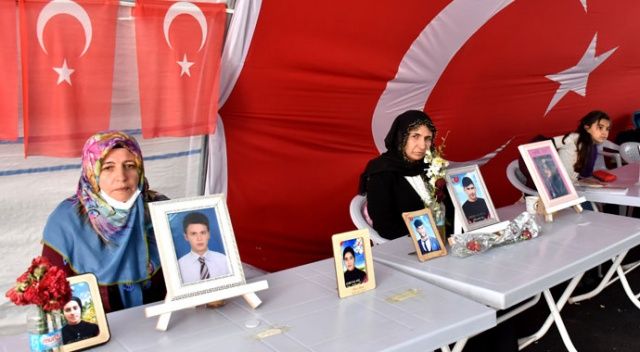Diyarbakır annelerinin evlat nöbeti 210&#039;uncu gününde sürüyor