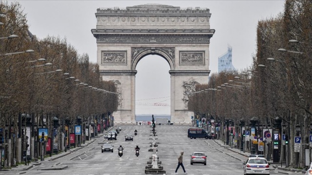Fransızların yüzde 73&#039;üne göre ülke koronavirüsü atlatmaya hazır değil