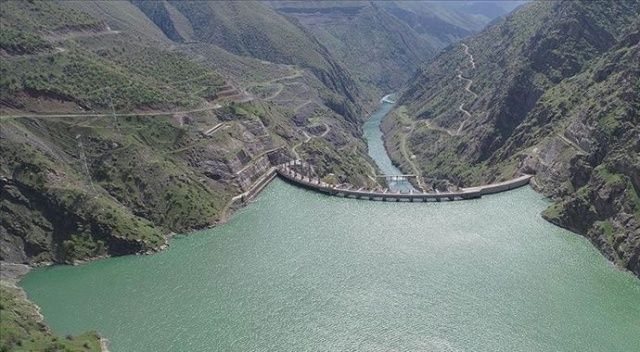 Atatürk Barajı&#039;ndan Harran Ovası&#039;na su verilmeye başlandı