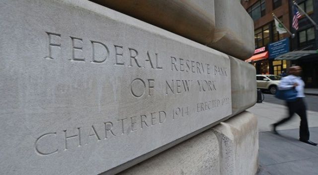 Fed, büyük bankaların kaldıraç zorunluluklarını geçici gevşetti