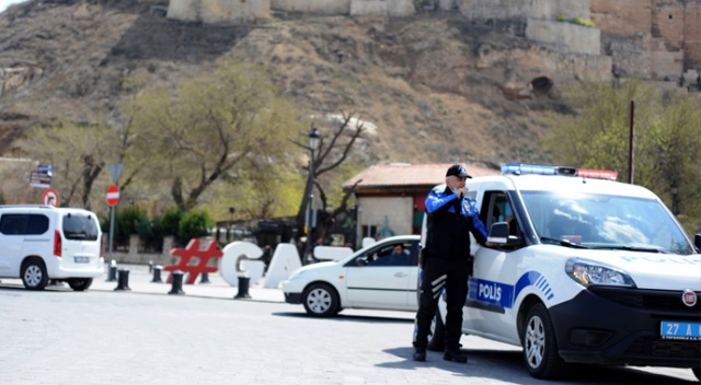 Koronavirüs Gaziantep’in tarihi mekanlarını sessizliğe bürüdü