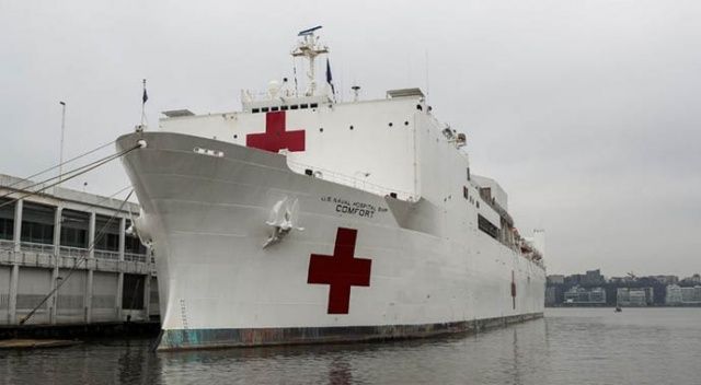 New York Times: Askeri hastane gemisine Kovid-19’lu hastaların alınmaması kabul edilemez
