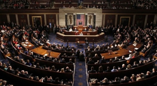 ABD Senatosu hükümete dinleme yetkisi veren yasayı yeniledi