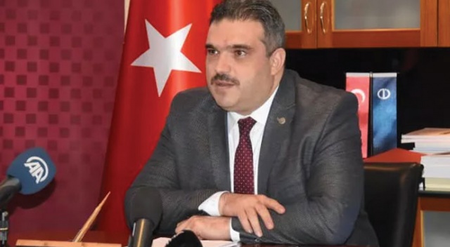 Anadolu Üniversitesi Rektörü Prof. Dr. Çomaklı istifa etti