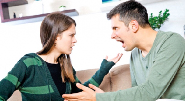 Bağırarak konuşmak salgın riskini artırıyor