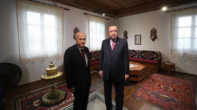 Cumhurbaşkanı Erdoğan ve MHP Genel Başkanı Bahçeli Demokrasi ve Özgürlükler Adası&#039;nı gezdi