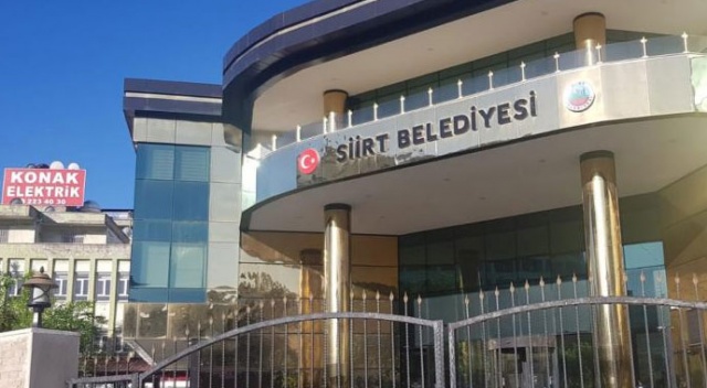 FETÖ’cüler kayyum atanan HDP’li belediyeleri savundu