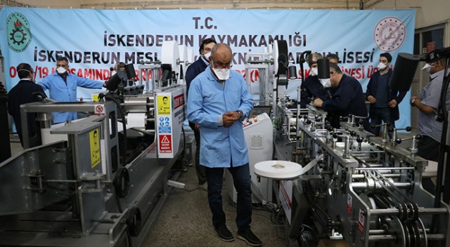 Hatay&#039;da meslek lisesinde N95 ve cerrahi maske makinesi üretildi