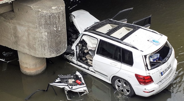 Silivri&#039;de köprüden düşen cipin sürücüsü hayatını kaybetti