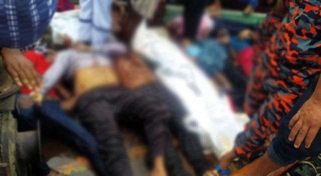 Bangladeş’te feribot battı: 30 ölü