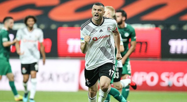 Burak Yılmaz Beşiktaş&#039;taki en golcü dönemini yaşıyor