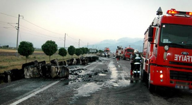 Çekmeköy&#039;de hafriyat kamyonu yangını!