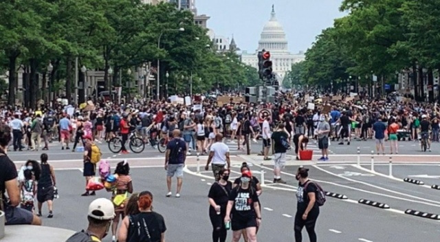 Washington’da Floyd protestoları yeniden hareketlendi