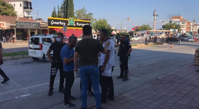 Antalya&#039;da bıçaklı, sopalı kavga: 1 ölü, 6 yaralı