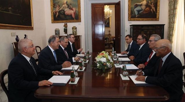 Bakan Akar ve Genelkurmay Başkanı Güler Malta&#039;da