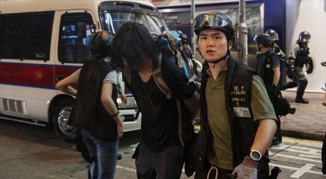Çin 3 ülkenin Hong Kong’la olan suçluların iadesi anlaşmasını askıya aldı