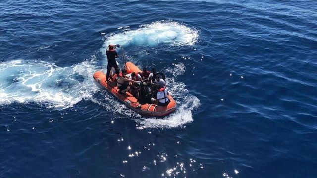 Ege Denizi&#039;nde botları batan 27 sığınmacı kurtarıldı